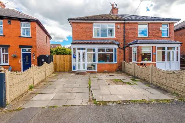 Glebe Avenue, Ashton-In-Makerfield, Wigan, Wigan, WN4 9HJ, photo 1