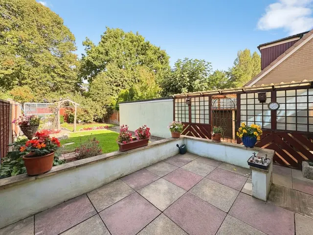 Rivers Road, Yeovil, BA21, photo 2