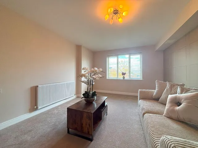 Photo 3 — The Meads, Ongar Road, Brentwood