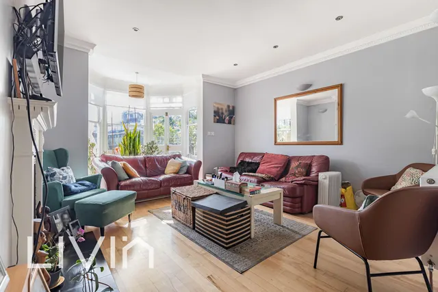 South Norwood Hill, London, SE25, photo 2