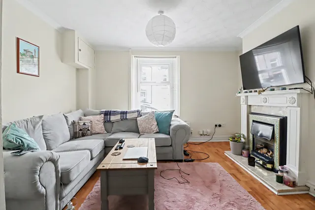 St Edward Street, Newport, NP20, photo 3