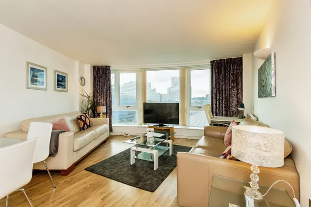 Photo 3 — Marco Island, Nottingham, NG1 1AR