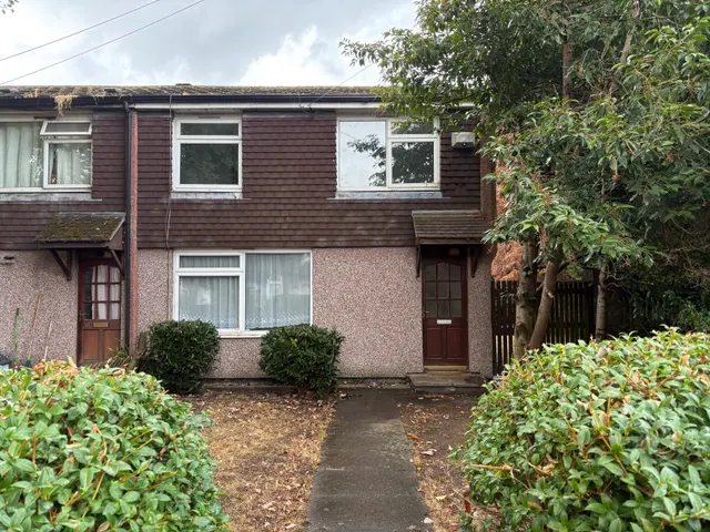 Ash Lea Drive, Telford, TF2, photo 1