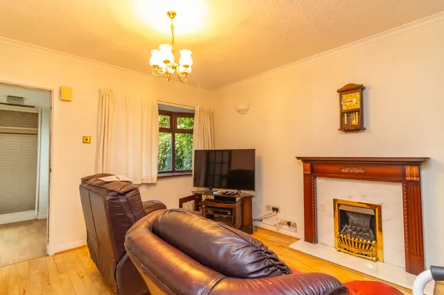 Photo 2 — Hazel Drive, Leicester, Leicester, LE3 2JE