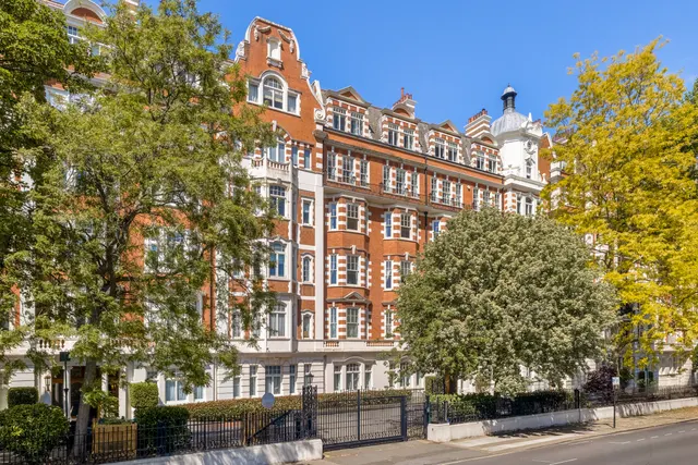 Prince Albert Road, St John's Wood, NW8, photo 1