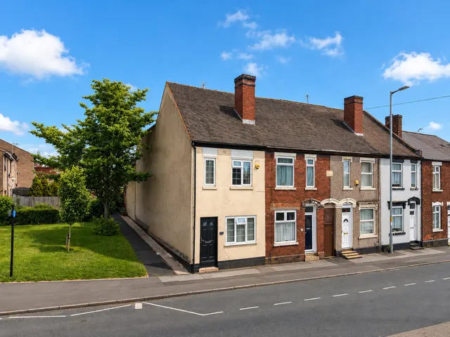Elmore Green Road, Bloxwich, Walsall, WS3, photo 1
