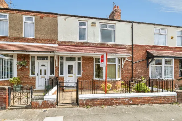 Pierremont Road, Darlington, Durham, DL3, photo 1
