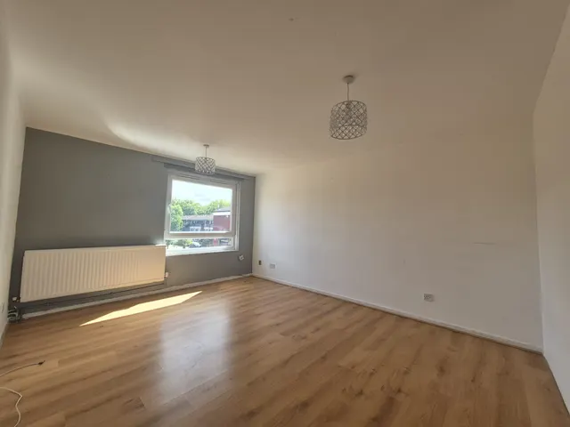 1 bedroom flat, Kerswell close, N15