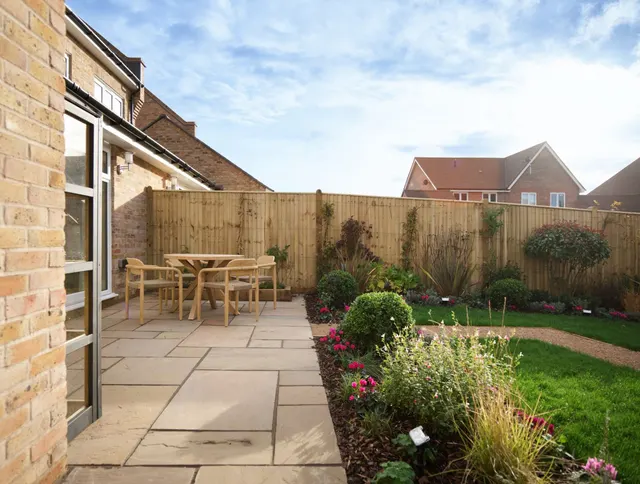 The Orchards, Leighwood Fields, GU6, photo 2