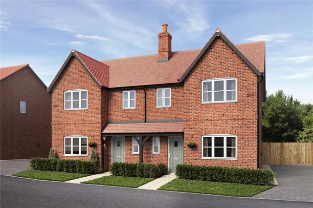Off Worting Road, Basingstoke, RG23, photo 2