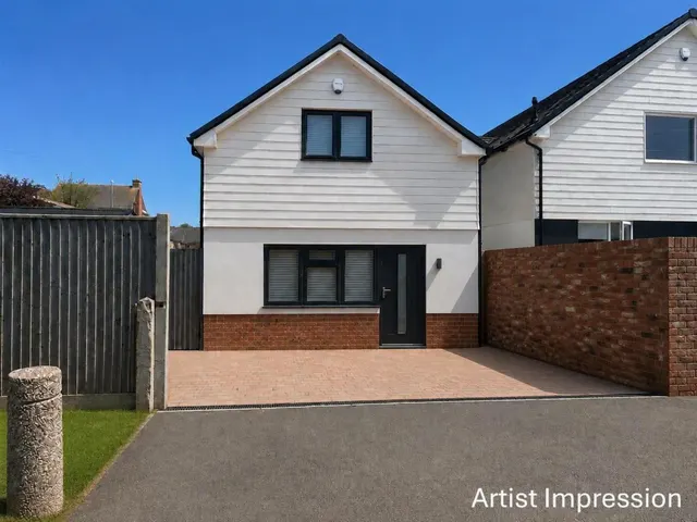 Searle Avenue, Peacehaven, BN10, photo 1