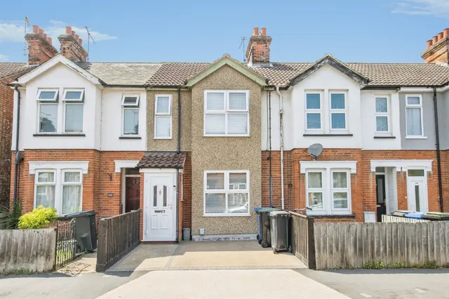 Britannia Road, Ipswich, photo 1