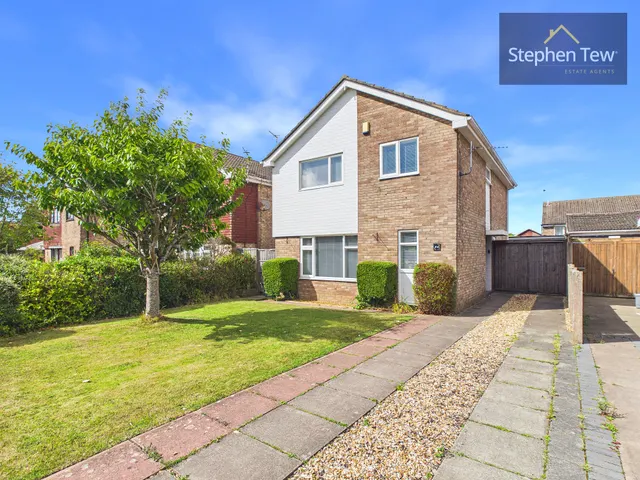 Totnes Close, Poulton-Le-Fylde, FY6, photo 1