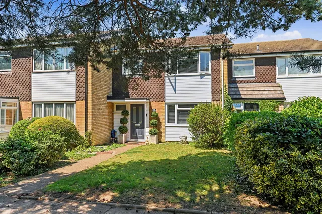 Verney Close, Tring, photo 1