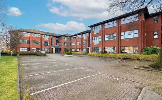 Woodview, Stockport, photo 1