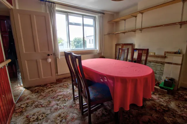 Franklin Avenue, Tadley, RG26, photo 3