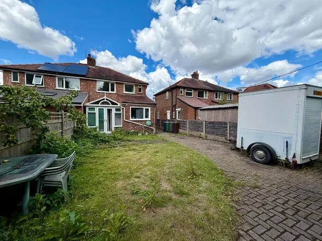 Nell Lane, Chorlton, M21, photo 3