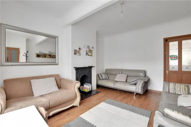 2 bedroom house — Birdbrook Road, Blackheath, London, SE3
