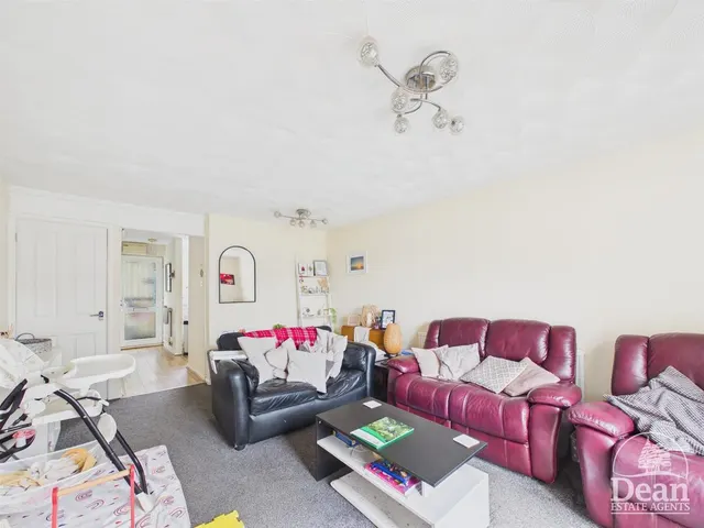 Photo 3 — Darters Close, Lydney