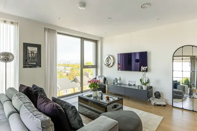Upper Richmond Road, Putney, SW15, photo 2