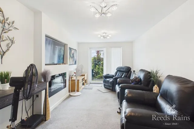 Photo 2 — Mason Close, Freckleton, Lancashire, PR4
