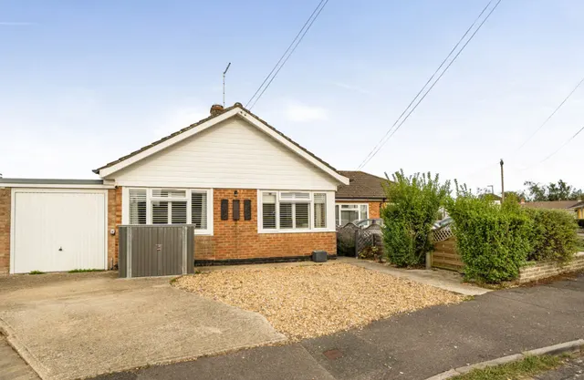 Winston Close, Bognor Regis, PO21, photo 1
