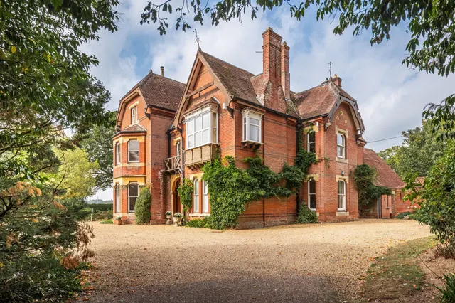 Detached Period Home in Aylsham, photo 1