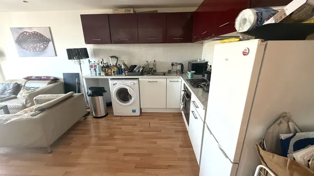 North Road, Cardiff, CF14, photo 3