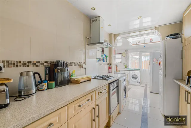 Cavendish Avenue, Harrow, HA1, photo 3