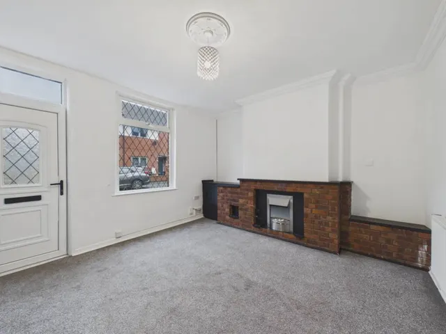 Co-operative Street, Wath-upon-Dearne, S63, photo 3