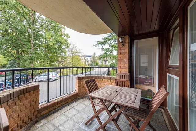 Forest Heights, Buckhurst Hill, IG9, photo 3