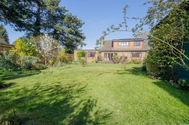 Photo 2 — Eastwick Road Great Bookham, Leatherhead KT23 4BJ