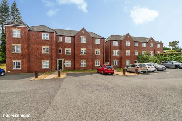 Charles Hayward Drive, Wolverhampton, WV4, photo 1