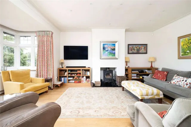 Photo 3 — Ernle Road, Wimbledon, London, SW20 0HJ