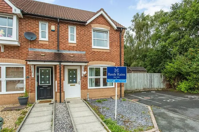 Lytham Court, Euxton, Lancashire, PR7, photo 1