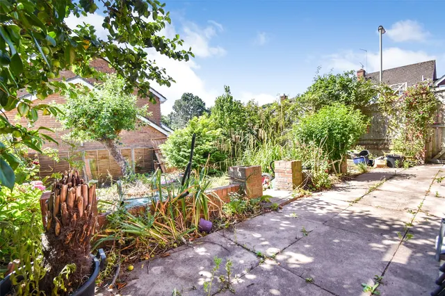 Photo 3 — Luke Road East, Aldershot, Hampshire, GU11 3AX