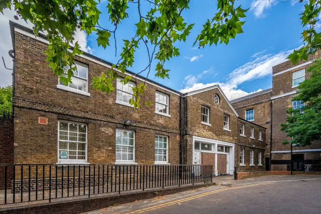 3 Foreshore, London, photo 1