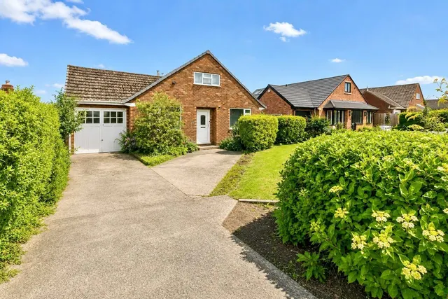 Pexhill Drive, Macclesfield, Cheshire, SK10, photo 1