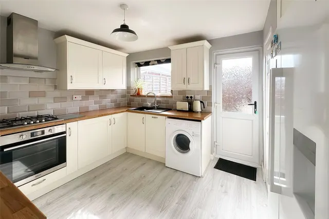 Winchester Road, Rustington, BN16, photo 3