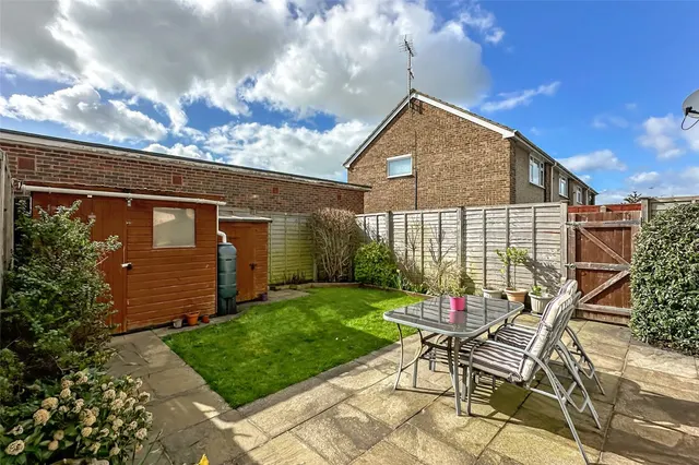 Winchester Road, Rustington, BN16, photo 2