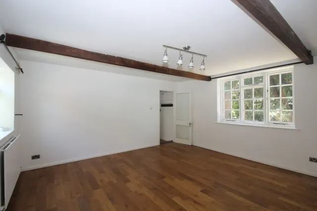 Hitchin Street, Baldock, SG7, photo 3