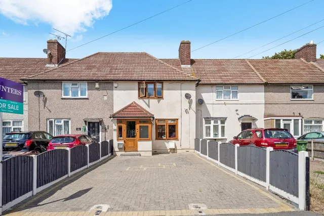 Valence Wood Road, Dagenham, RM8, photo 1