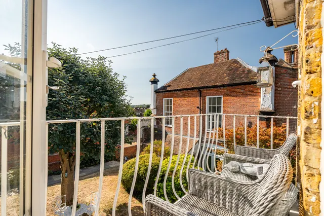 Photo 2 — Thunder Court, Ware, SG12 0PT