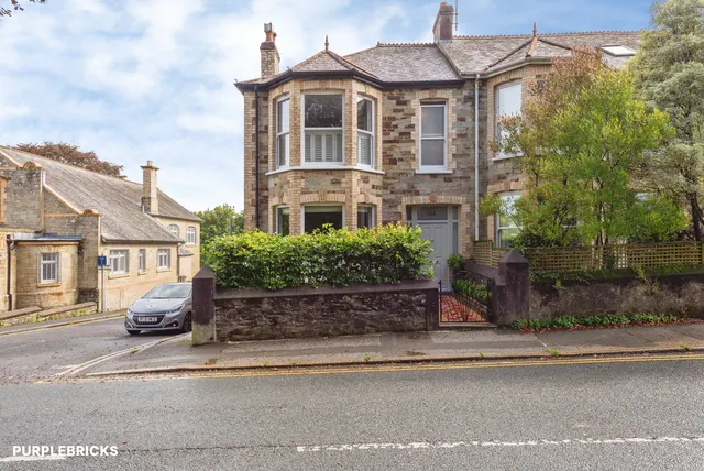 St. Nicholas Street, Bodmin, PL31, photo 2