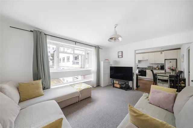 Photo 2 — Skeena Hill, Southfields, London, SW18