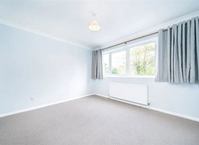 Photo 3 — North Place, Middlesex, TW11