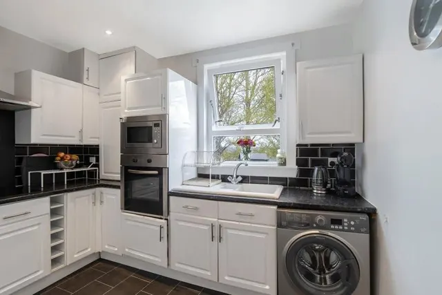 Whyte Avenue, Cambuslang, G72, photo 3