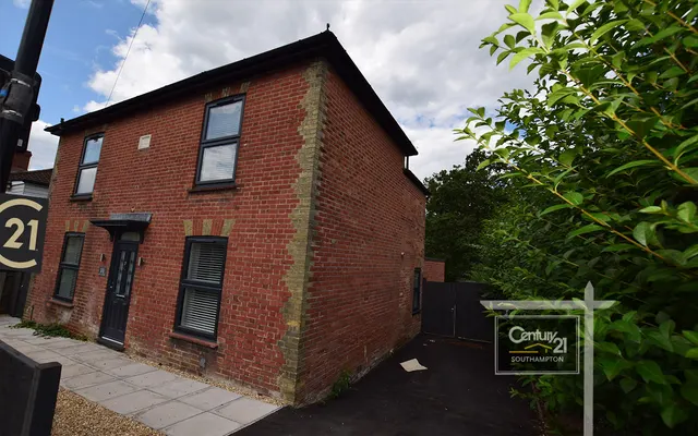Winchester Road, Southampton, SO16, photo 1