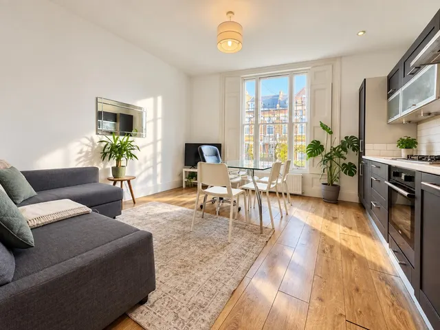 Fitzwilliam Road, London, photo 1