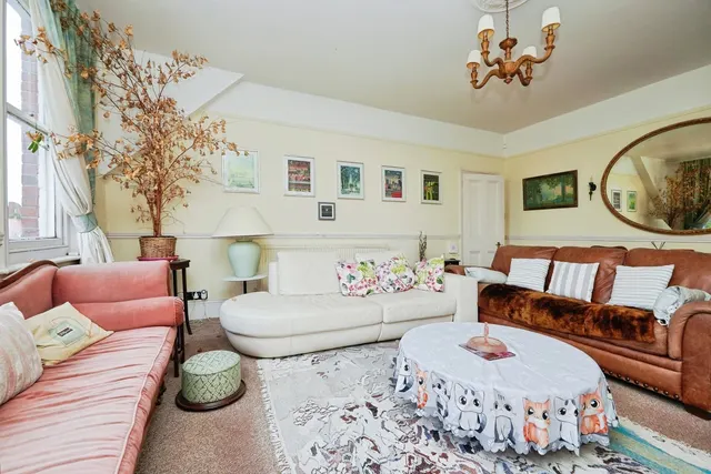 Photo 3 — Grimston Avenue, Folkestone, Kent, CT20